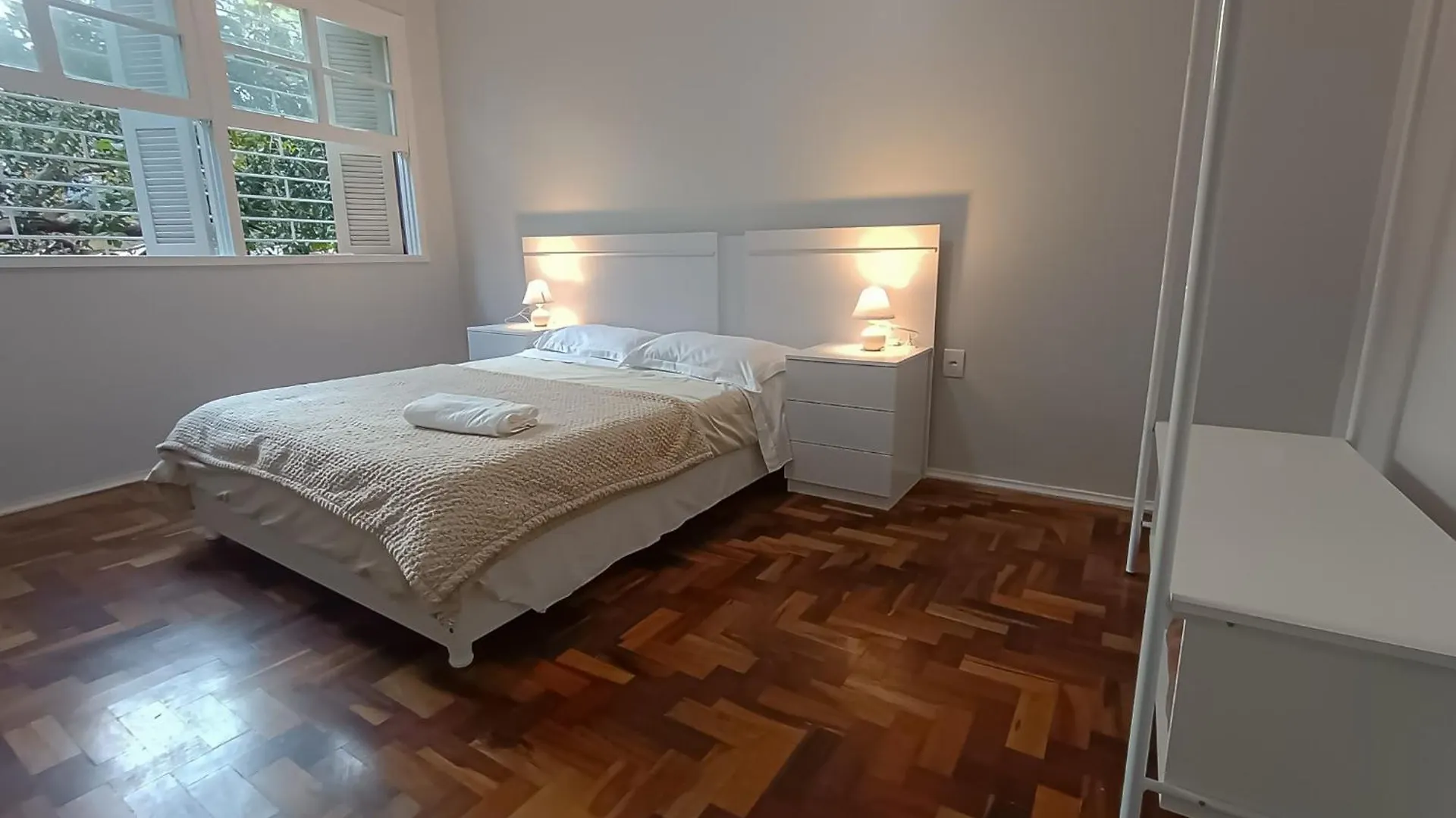 Na Cidade Baixa, Perto De Tudo - Ufrgs, Santa Casa, Parques, Orla Porto Alegre Apartment